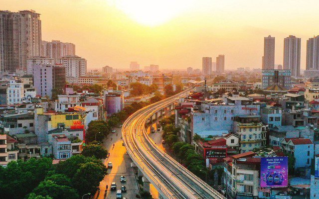 Chuyên gia dự báo quý 2/2024 bất động sản đang bước gần đến điểm đảo chiều, thị trường sẽ "nở hoa" vào đầu năm 2025 4 Chuyên gia dự báo quý 2/2024 bất động sản đang bước gần đến điểm đảo chiều, thị trường sẽ "nở hoa" vào đầu năm 2025