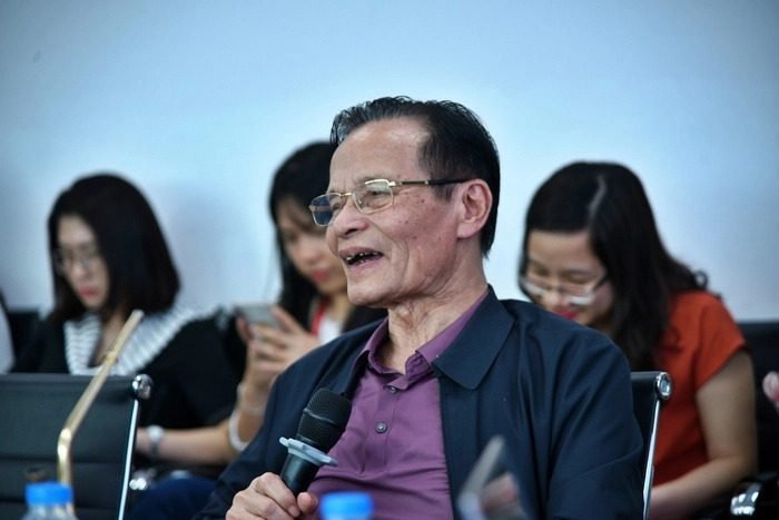 Chuyên gia lo thị trường chung cư có bong bóng giá 3 TS Lê Xuân Nghĩa phát biểu tại tọa đàm đầu tư bất động sản với Luật Đất đai sửa đổi. Ảnh: Hoàng Hùng