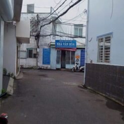 NỀN HẺM 52 HÙNG VƯƠNG